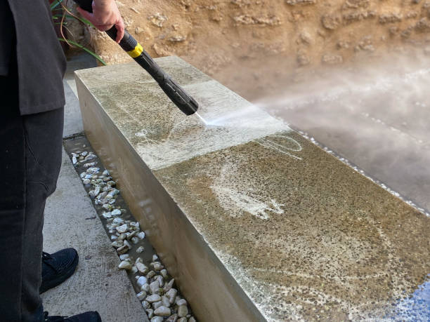 Best Deck Pressure Washing  in Abingdon, IL